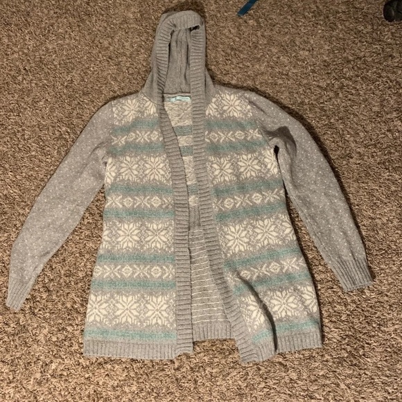 Gray Cardigan - Picture 1 of 4